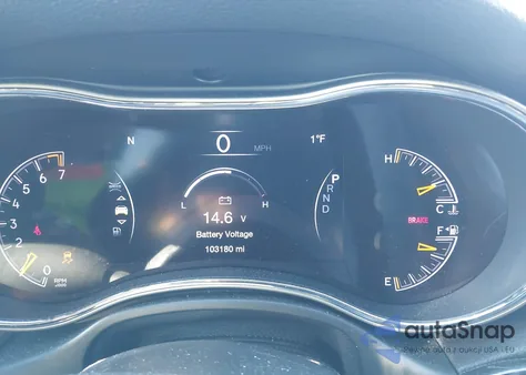 2020 Jeep Grand Cherokee Trailhawk 4X4 z USA, uszkodzony, nr VIN 1C4RJFLGXLC264071